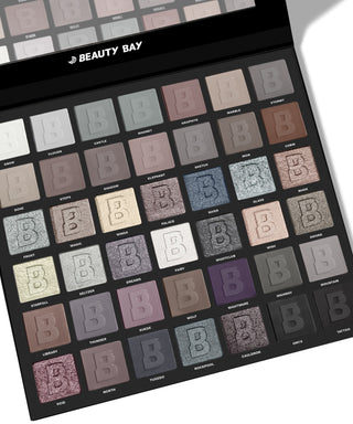 BEAUTY BAY Smoky 42 spalvų paletė, 42 x 1,4 g